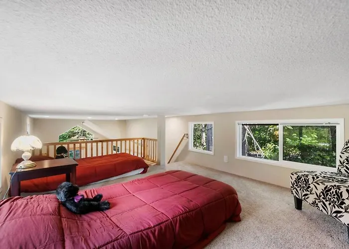 New Tiny Home Steps Away From Mt. Rainier