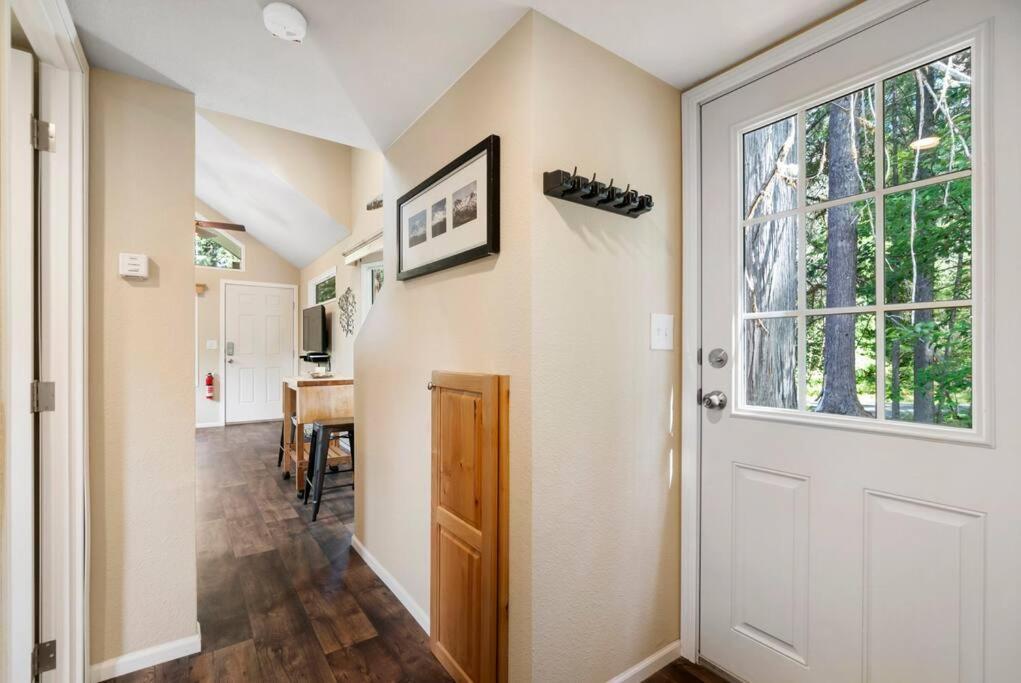 New Tiny Steps Away From Mt. Rainier * Ashford